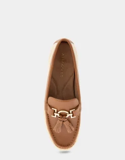 Comfortable Women's Loafer in Natural Raffia